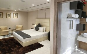 1 bedroom, free WiFi, bed sheets - Westine Hotels and Spa (Lekki)
