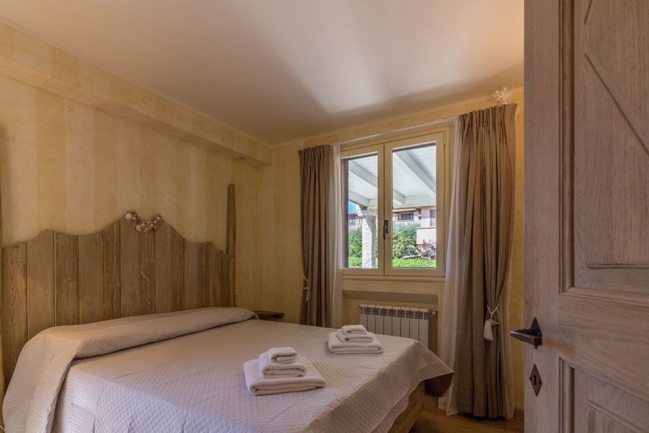 2 habitaciones, tabla de planchar con plancha, internet y ropa de cama 