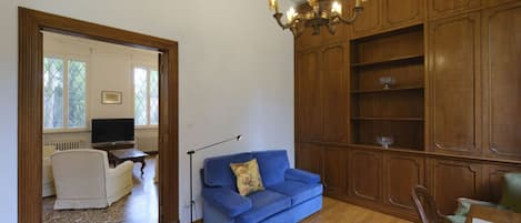 Téléviseur à écran plat