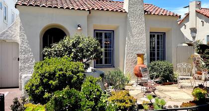 Best of The Shore, Sleeps 4. Short walk to the beach, dining & shopping.