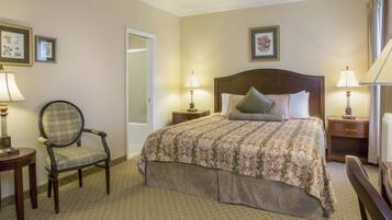 Deluxe Room, 1 Queen Bed