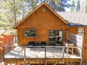 Terrace/patio - Monthly Rental - Half Moon at Tahoe Donner by Tahoe Getaways - 3BR w Remote Workplace (Truckee)