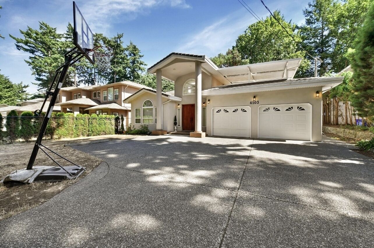 Big King bed Room Close to Uvic and Beach