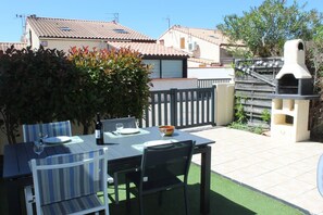 Outdoor dining - Great features for this modern detached house with swimming pool - 6CYC59 (SAINT CYPRIEN PLAGE)