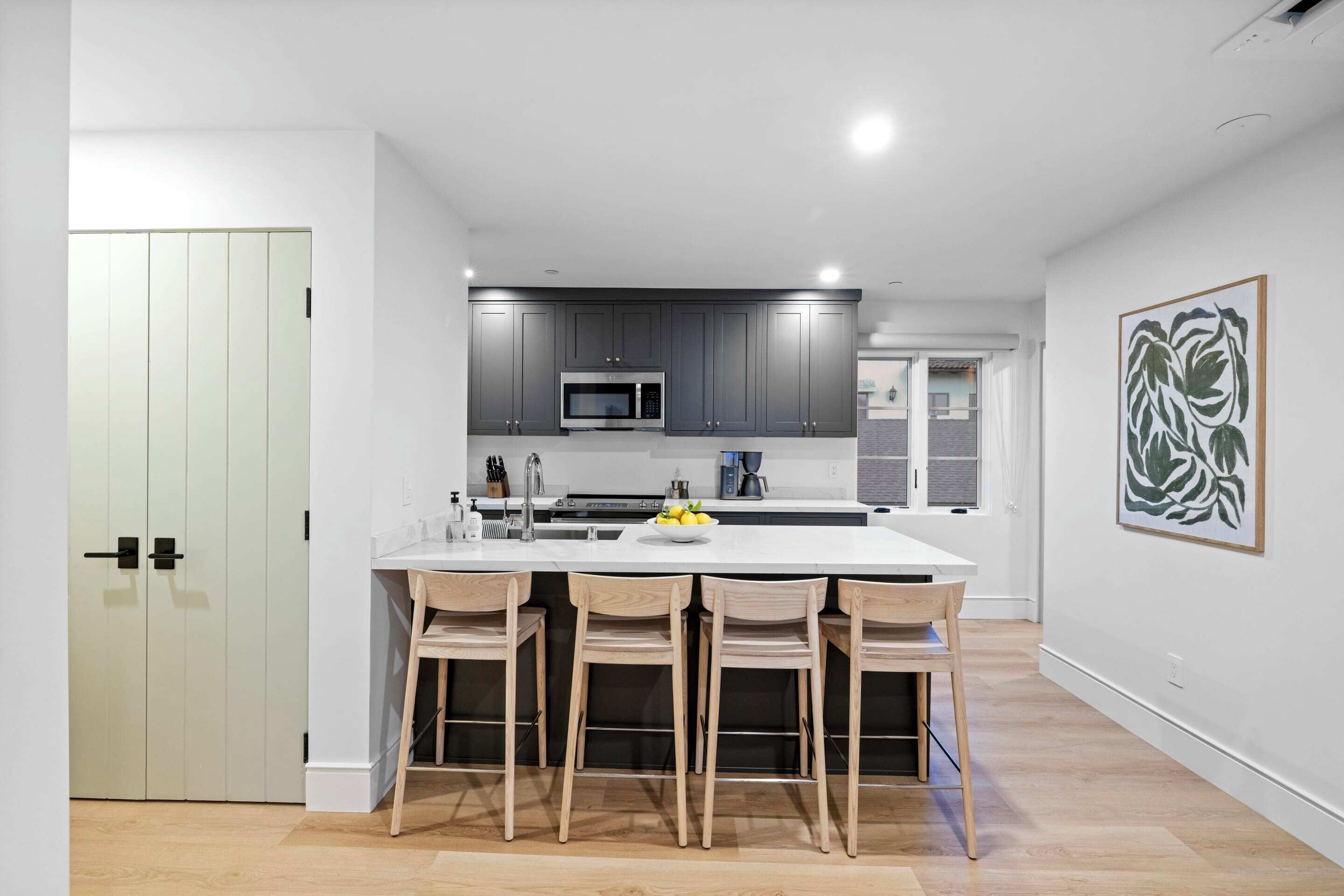 Luxury Apartment, Multiple Bedrooms, Kitchen, Mountain View | Private kitchen | Microwave, espresso maker, coffee/tea maker, electric kettle