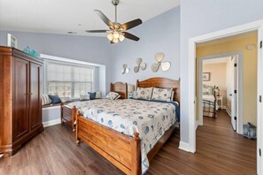 4 chambres, fer et planche à repasser, Wi-Fi, draps fournis
