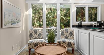 Private Pool ~ Cabana ~ 5 Deer Run Lane