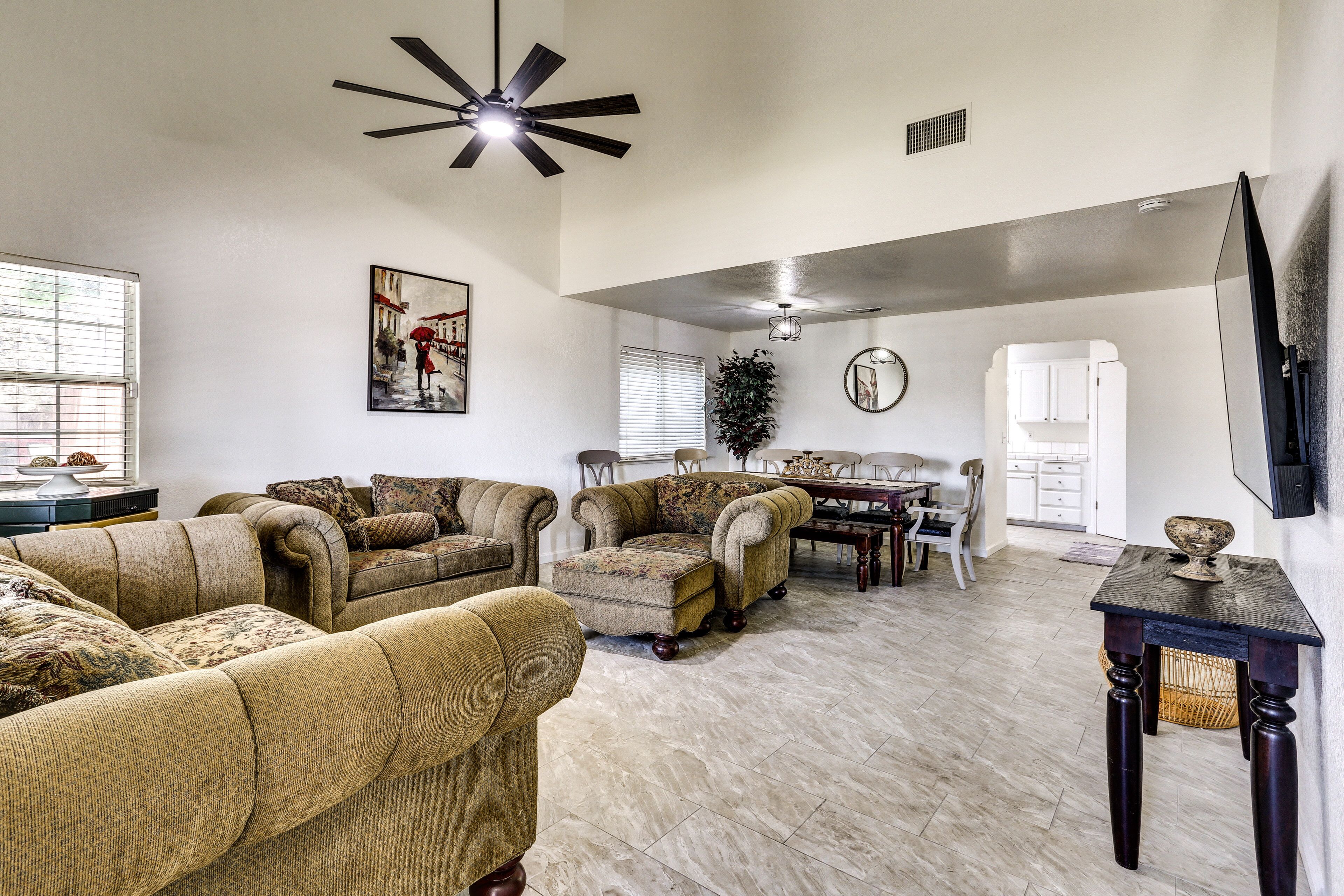 Charming Fresno Vacation Rental w/ Private Yard