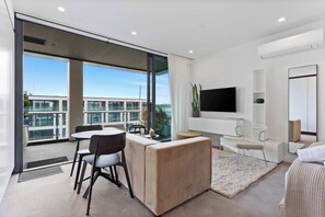 TV, offices