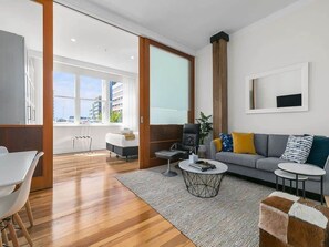 Fernseher, Arbeitsbereiche