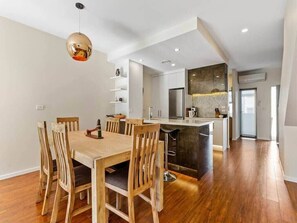 Dining - Sleek Modern Pad next to Spark Arena: Zodiak Stays (Auckland)
