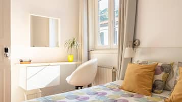 Standard Double Room | Down comforters, free WiFi
