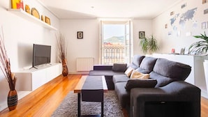 Unclassified image, 2 of 33, button - Habitaciones en Plaza Nueva (Bilbao)