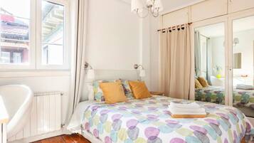 Standard Double Room | Down comforters, free WiFi