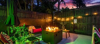 Updated house with heated pool 5 min to beach