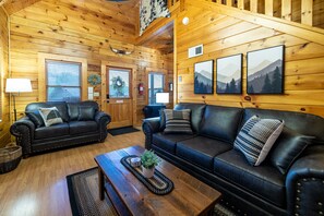 تلفزيون ذكي، مدفأة، ألعاب فيديو