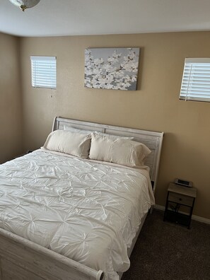 2 camere, una scrivania, ferro/asse da stiro, Wi-Fi