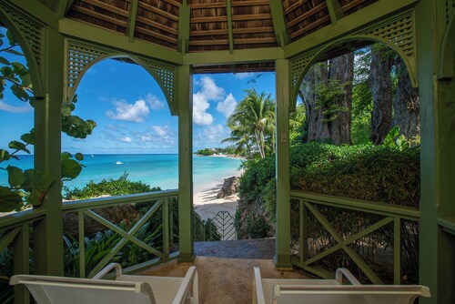 Secret Cove 2 | Beach Front - Located in  Exquisite Saint James with Private Chef Services