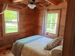 3 slaapkamers, een kluis op de kamer, gratis wifi, beddengoed