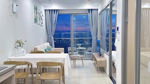 Premium Condo | Egyptian cotton sheets, premium bedding, memory-foam beds - Ocean House in The Song An Gia Vung Tau (Ho Chi Minh City)