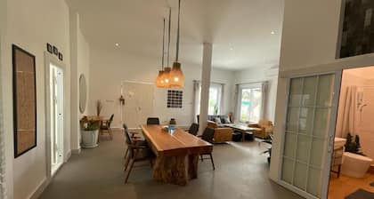 Salithyna villa