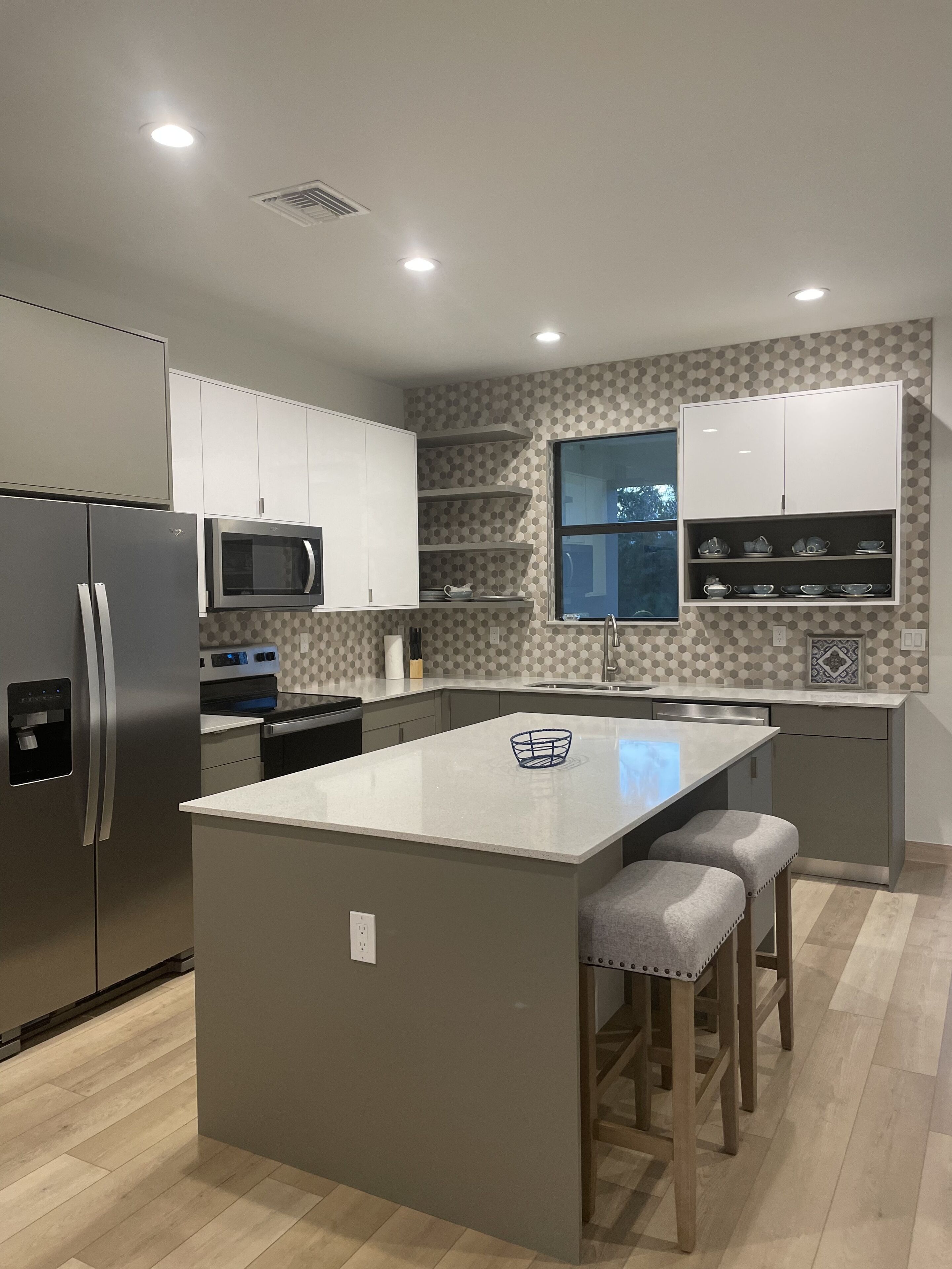 Extremely Clean House/quite Neighborhood