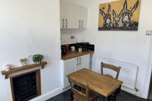 تناول الطعام