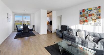 Appartement 'Bruchköbel Auch FĂŒr Monteure' avec balcon et Wi-Fi