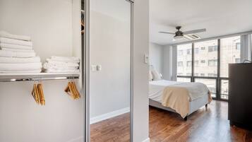 2 Schlafzimmer, Bügeleisen/Bügelbrett, WLAN, Bettwäsche