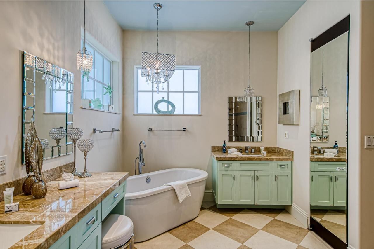 Stunning Waterfront Paradise Home in Pompano Beach