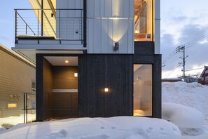 Exterior - Hachiko by H2 Life (Kutchan)