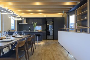 In-room dining - Hachiko by H2 Life (Kutchan)