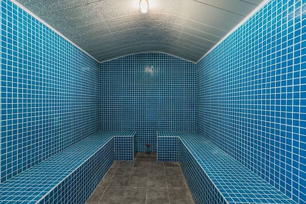 Steam room