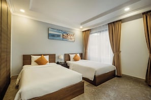 ห้องเอ็กเซกคิวทีฟทวิน, วิวสวน | ครัวส่วนตัว | ตู้เย็น, ไมโครเวฟ, กาต้มน้ำไฟฟ้า, กระดาษอเนกประสงค์