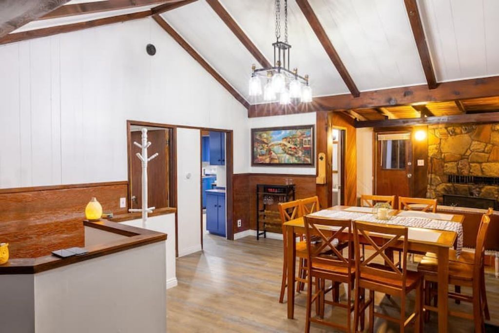 Cabin, lake, fishing, hiking