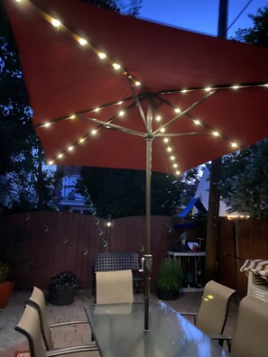 Outdoor dining