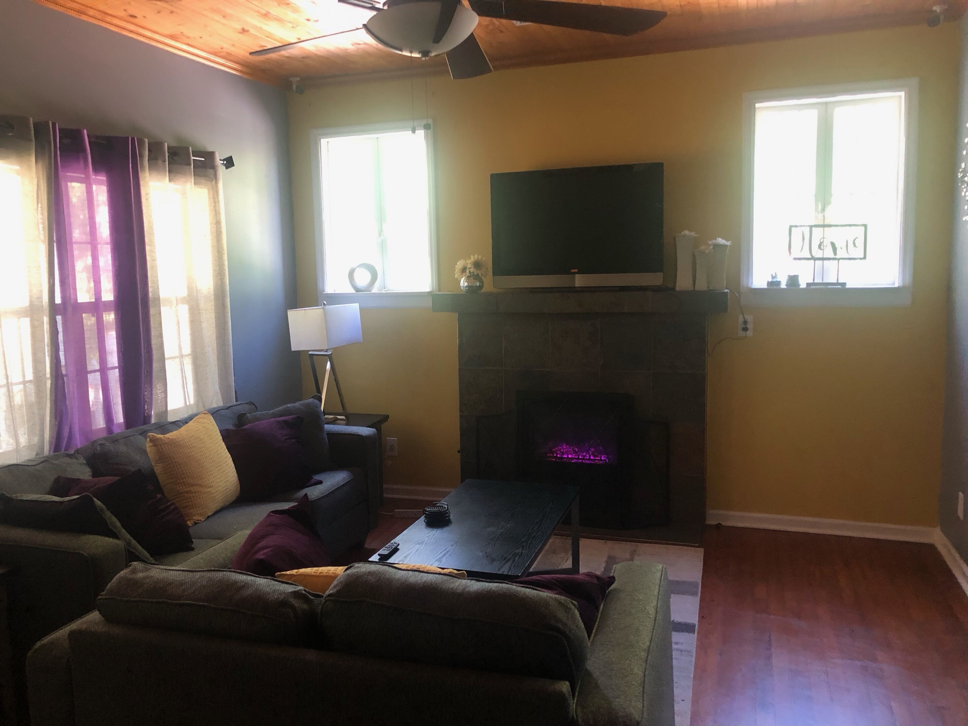 Rent a House, lots of space, deck, porch, fire pit, fire place, large rooms