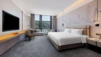 Luxury Double Room, 1 Katil Raja (King) | Bar mini percuma, dihias secara berasingan, meja 