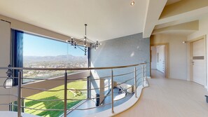 Interior - Relaxation and Privacy (Μοίρες)