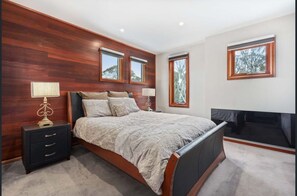 4 Schlafzimmer, Schreibtisch, WLAN, Bettwäsche