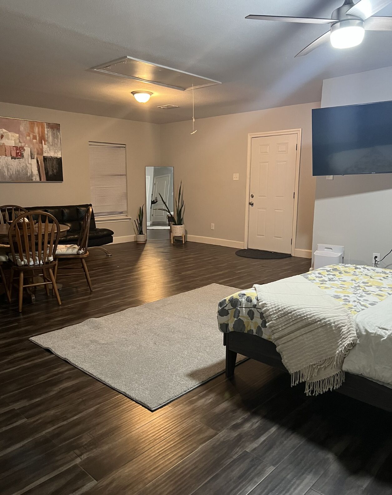 Spacious and Stylish Suite!