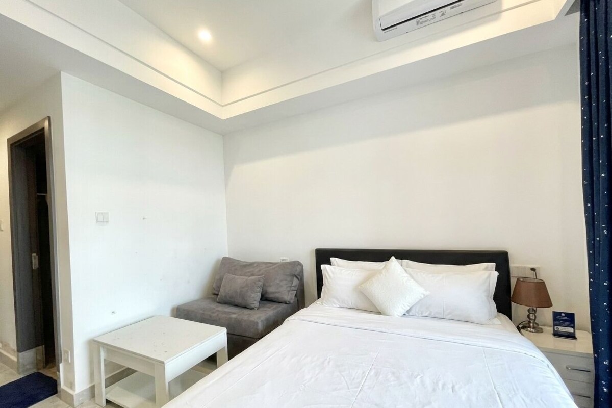 Economy Room, City View | 1 bedroom, WiFi (free), bed sheets