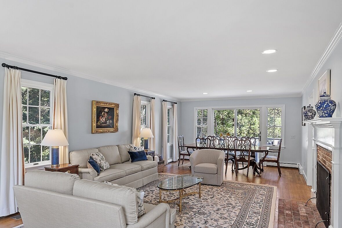 Luxurious Home with Pool & Game Room in Cape Cod