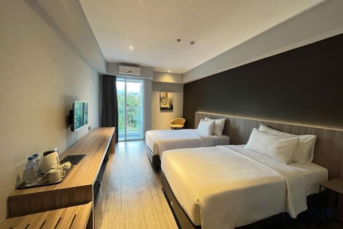 Deluxe Room (Room Only)