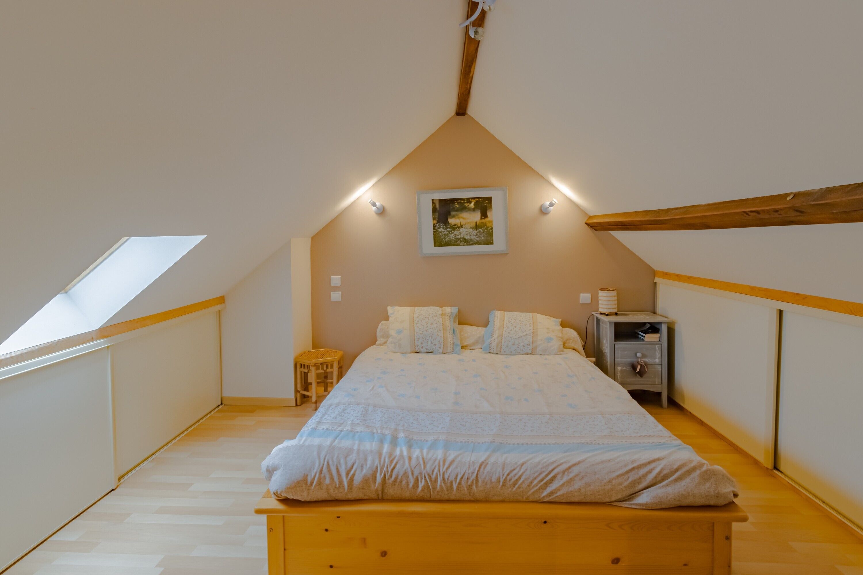 2 slaapkamers, een strijkplank/strijkijzer, beddengoed