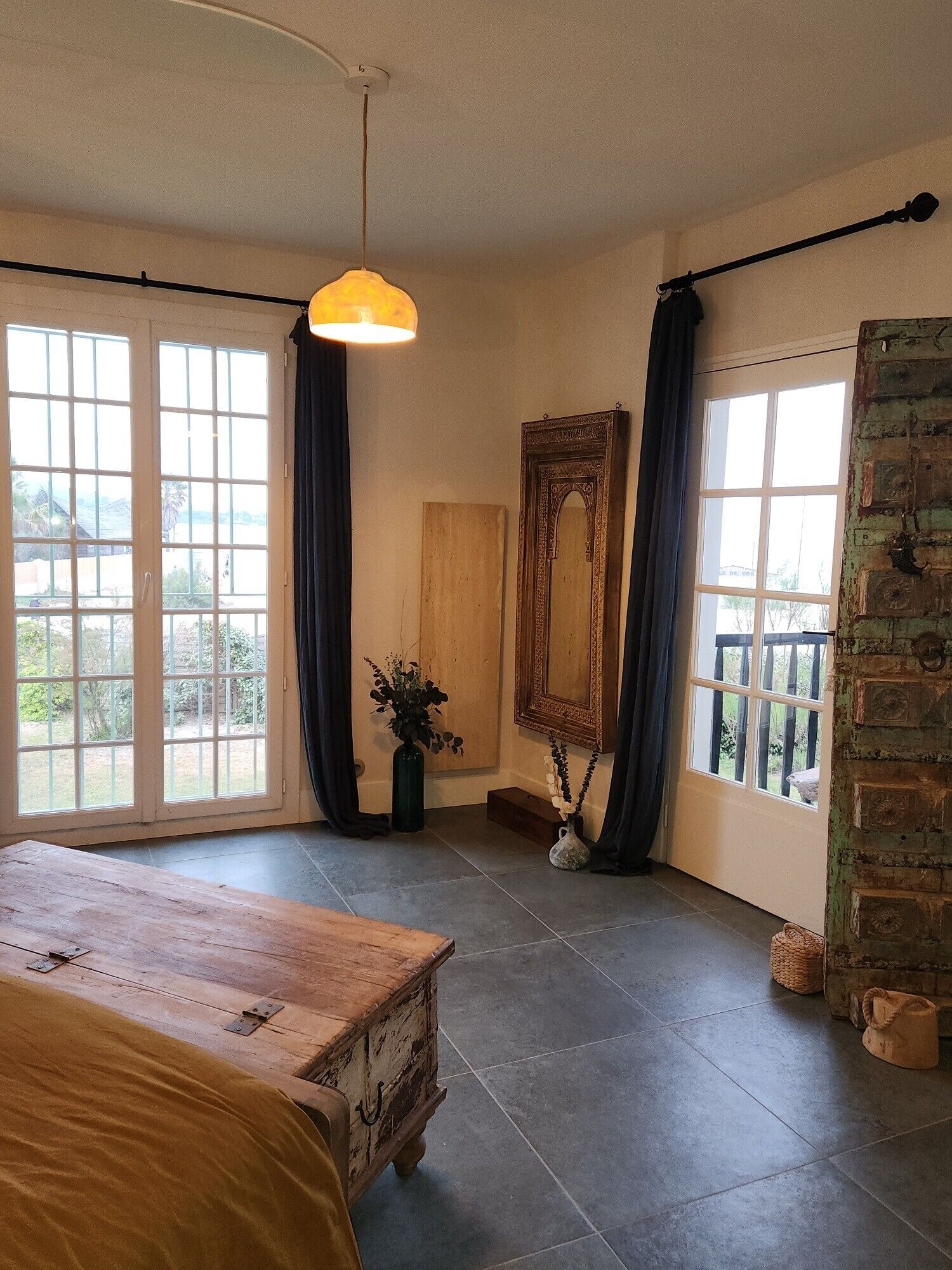 1 slaapkamer, een strijkplank/strijkijzer, gratis wifi, beddengoed