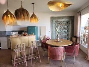 Dining - Apartment "Le Topaze" with Sea View, Balcony & Wi-Fi (Grimaud)