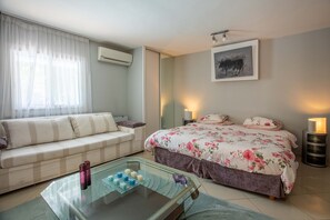 4 sovrum, strykjärn/strykbräda, gratis wi-fi och sängkläder