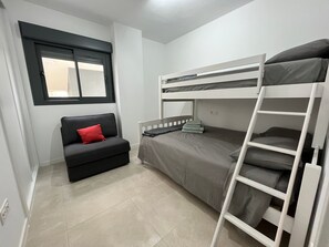3 Schlafzimmer, Bügeleisen/Bügelbrett, kostenloses WLAN, Bettwäsche