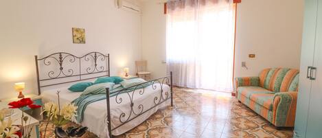 4 camere, ferro/asse da stiro, lenzuola